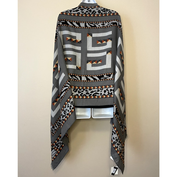 NWT Gregory Ladner Women's Geometric Animal Print Boho Scarf Wrap Safari - Picture 3 of 12